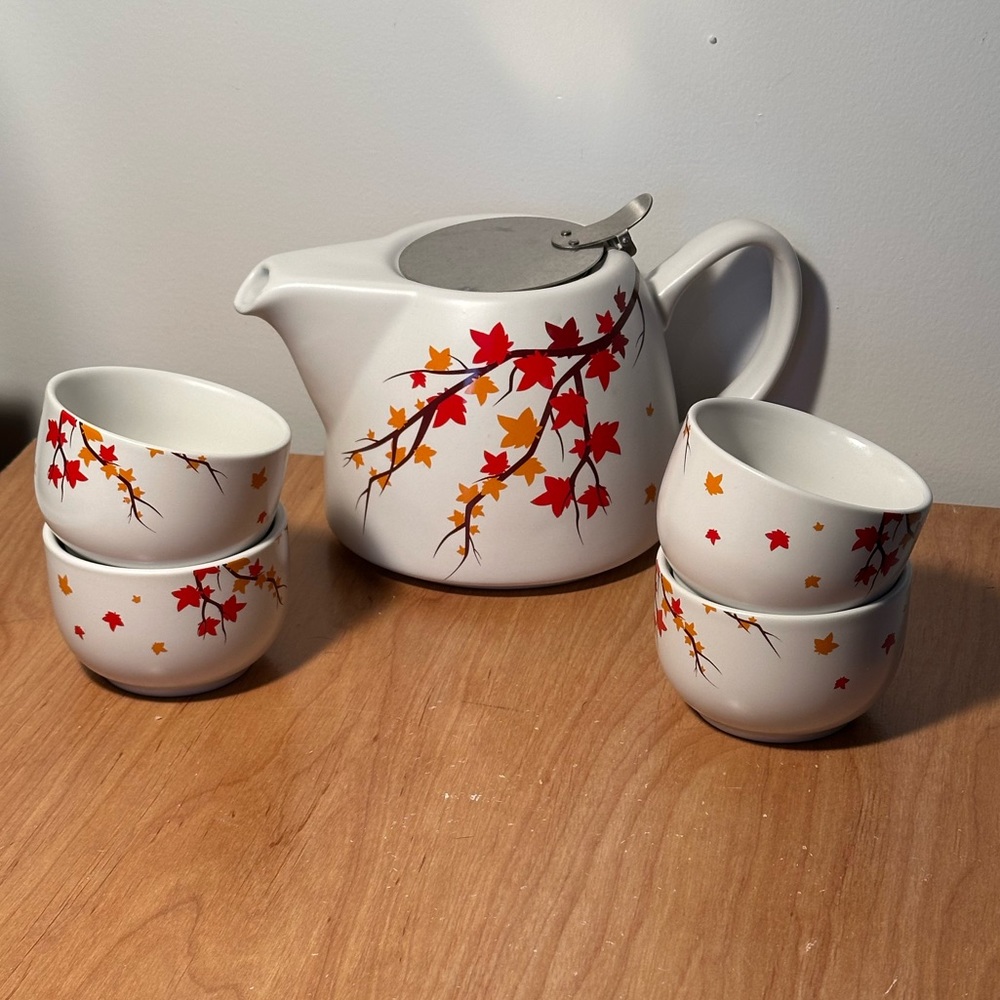 🍁🍂 Autumn Leaf Teapot and Cup Set from David’s Tea 🍂🍁